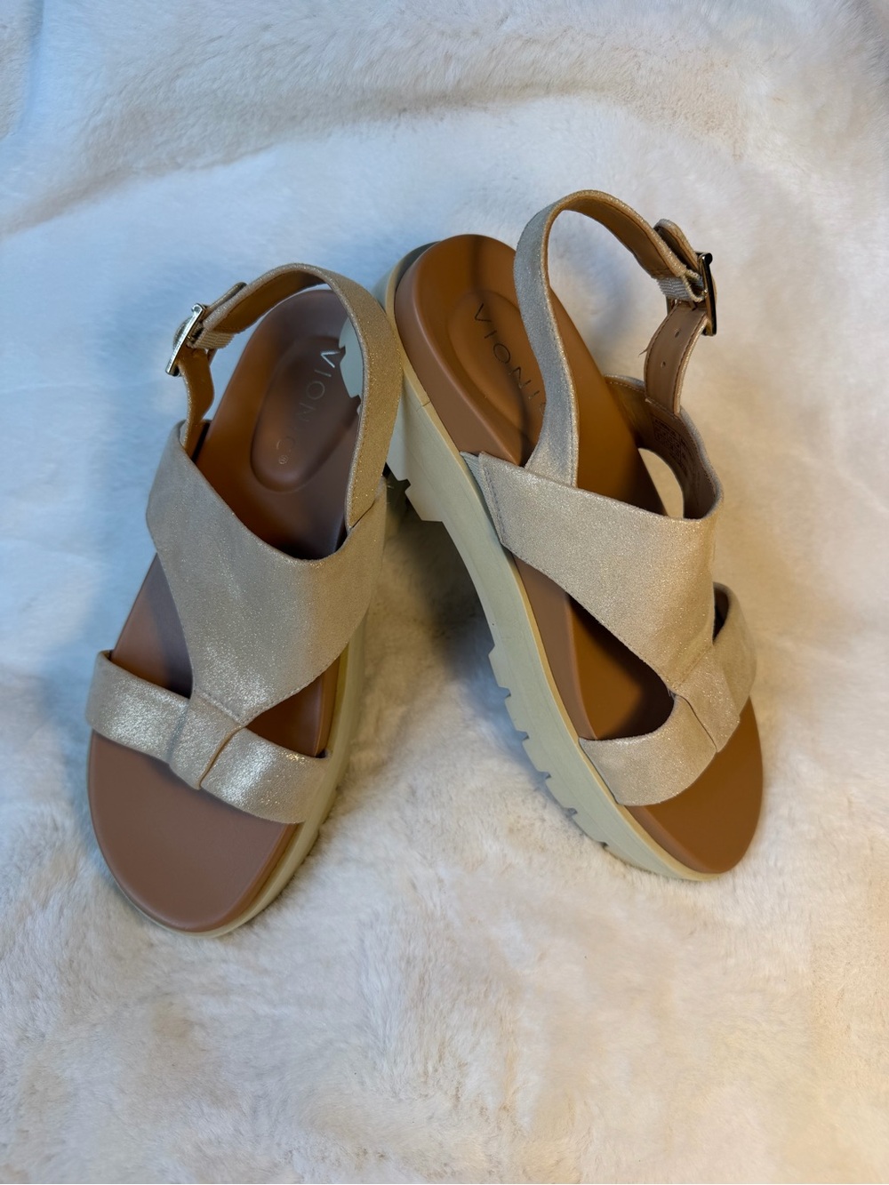 Vionic Women's Shimmery Tan Platform Slingback Sandals
